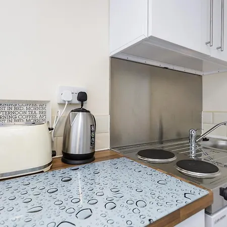 Blackberry - Stylish Self-Contained Flats In Soton City Centre Southampton Exterior photo