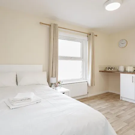 Blackberry - Stylish Self-Contained Flats In Soton City Centre Southampton Room photo