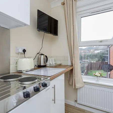 Blackberry - Stylish Self-Contained Flats In Soton City Centre Southampton Room photo