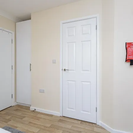 Blackberry - Stylish Self-Contained Flats In Soton City Centre Southampton Room photo