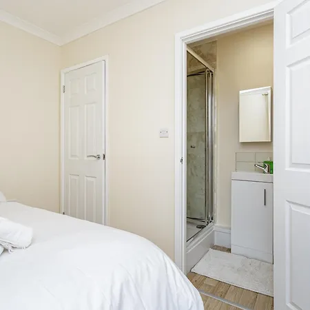Blackberry - Stylish Self-Contained Flats In Soton City Centre Southampton Room photo